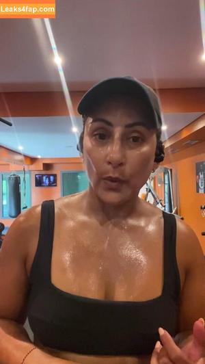 Saira Khan photo #0389