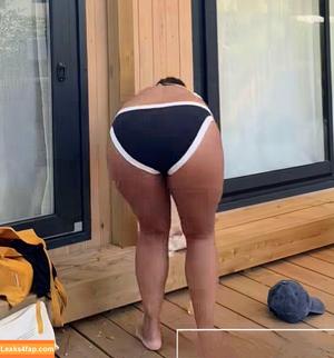 Saira Khan photo #0413
