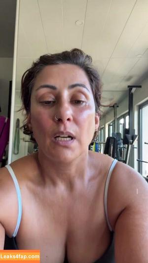 Saira Khan фото #0456