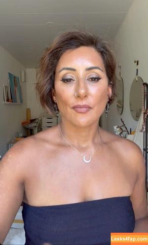 Saira Khan фото #0483