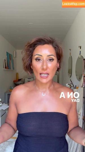 Saira Khan фото #0487