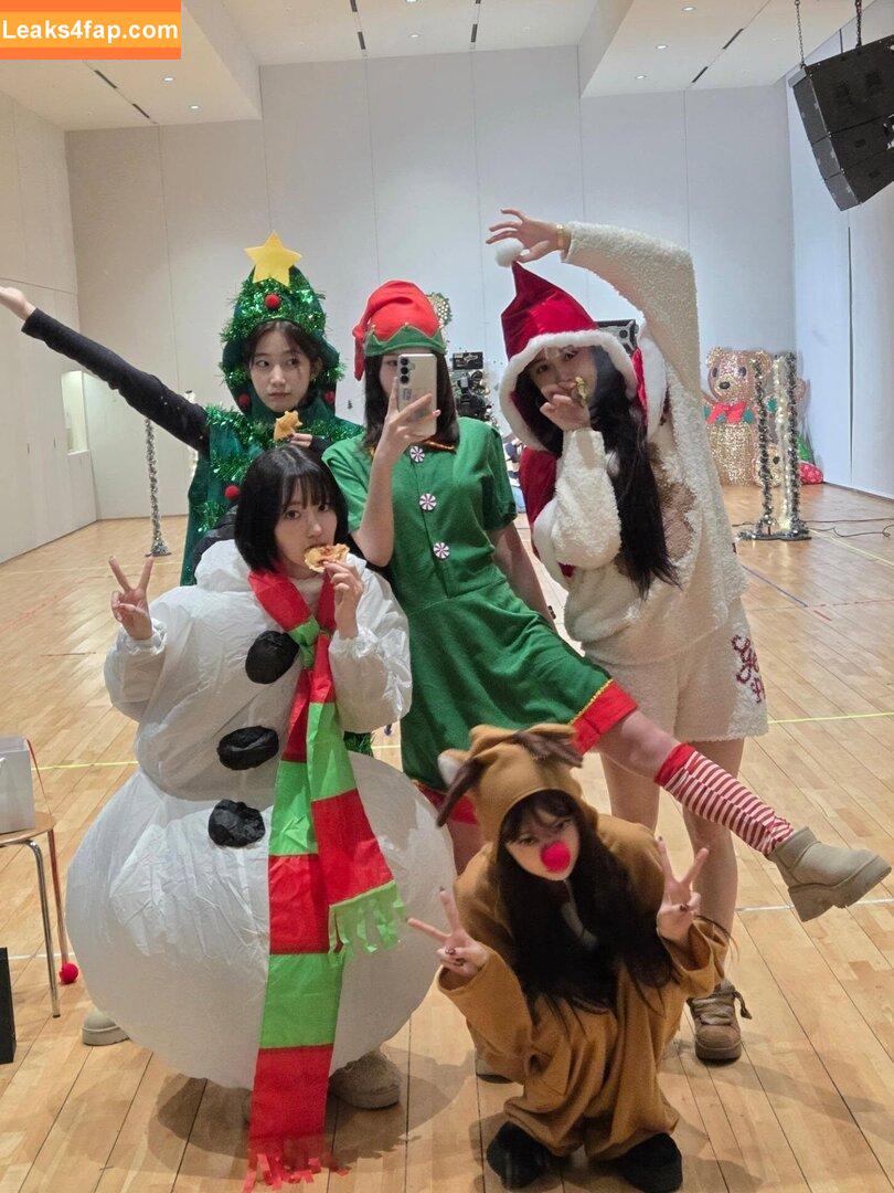 Sakura Miyawaki 宮脇 咲良 / 39saku_chan / LESSERAFIM leaked photo photo #0144