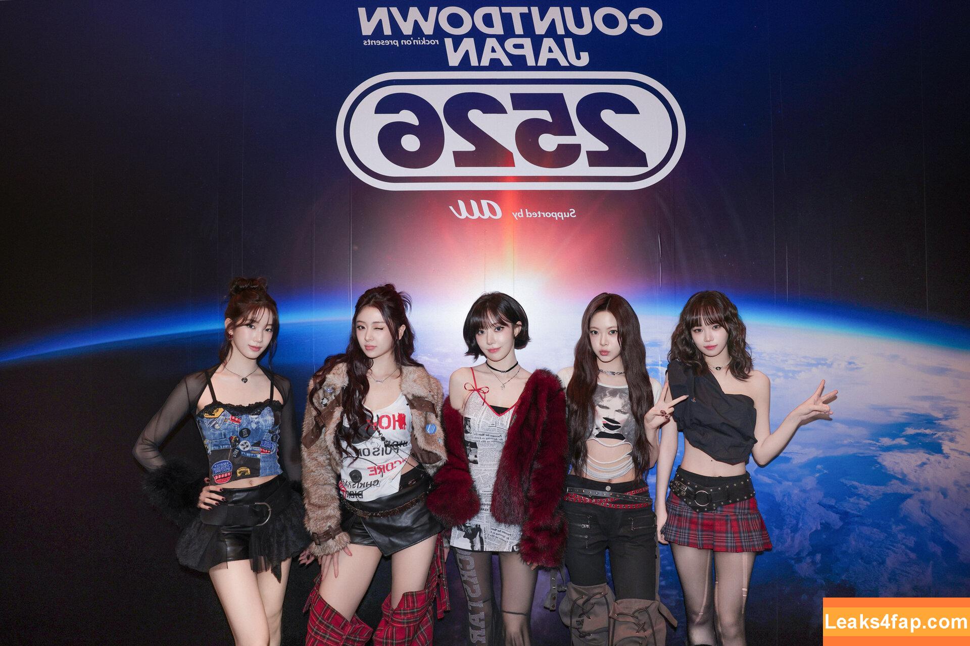 Sakura Miyawaki 宮脇 咲良 / LESSERAFIM / https: / lesserafim_sakura_ leaked photo photo #0153