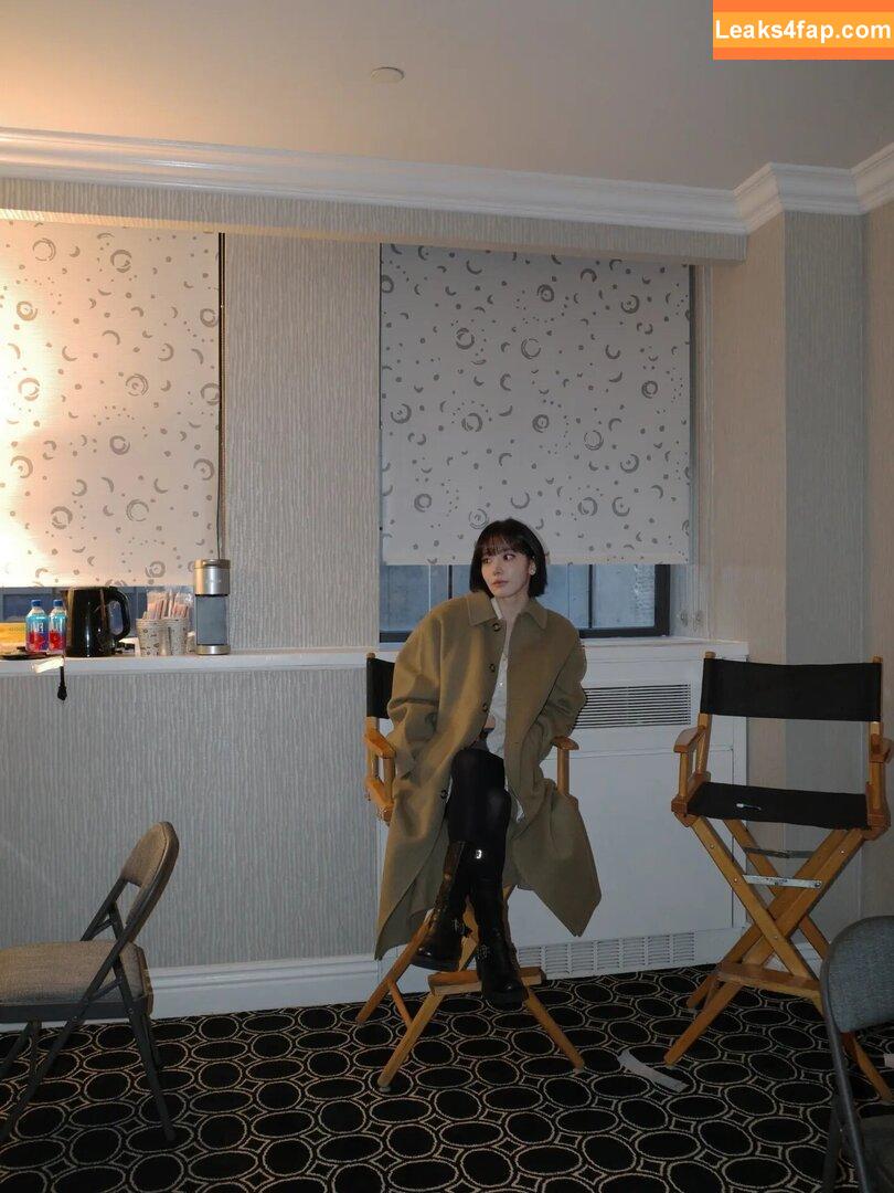 Sakura Miyawaki 宮脇 咲良 / LESSERAFIM / https: / lesserafim_sakura_ leaked photo photo #0212