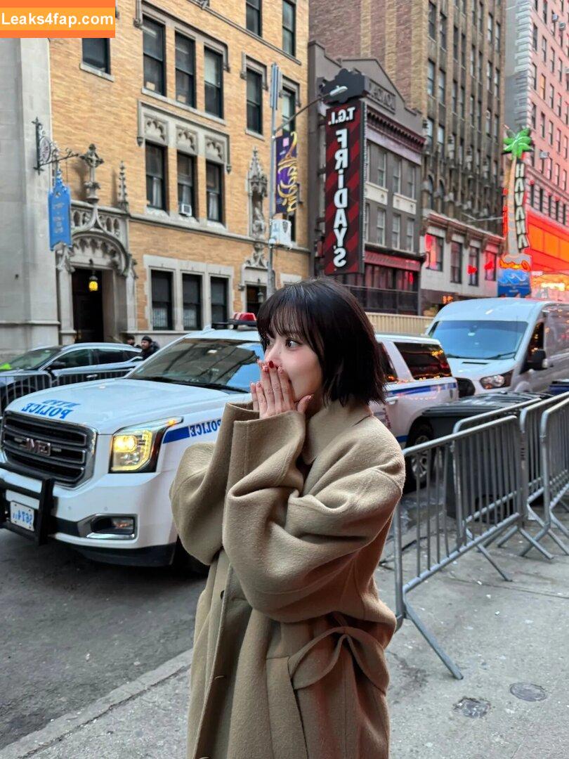 Sakura Miyawaki 宮脇 咲良 / LESSERAFIM / https: / lesserafim_sakura_ leaked photo photo #0214