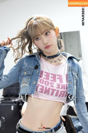 Sakura Miyawaki 宮脇 咲良 photo #0090