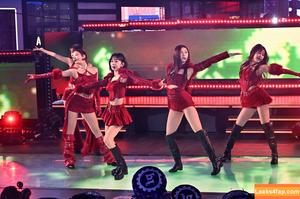 Sakura Miyawaki 宮脇 咲良 фото #0172