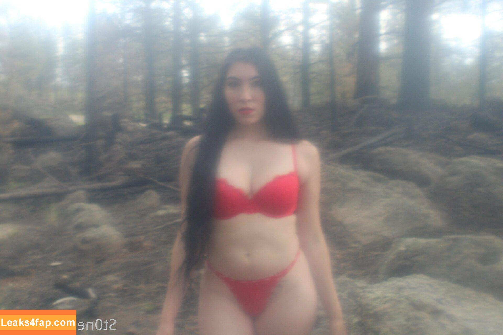 salemsienna / st0ned.succubus leaked photo photo #0069