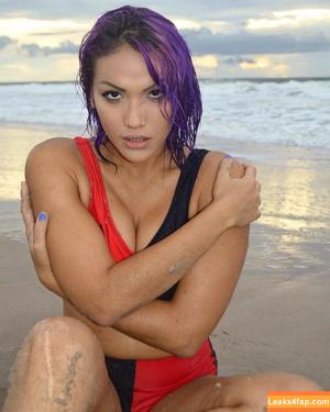 Salina De La Renta фото #0032