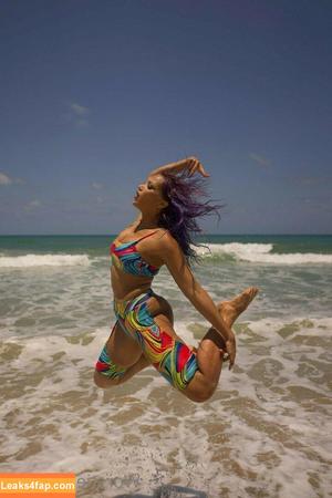 Salina De La Renta фото #0120