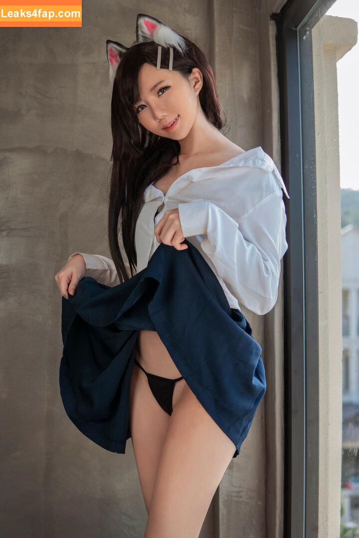 Sally Dorasnow / iamdorasnow leaked photo photo #0055