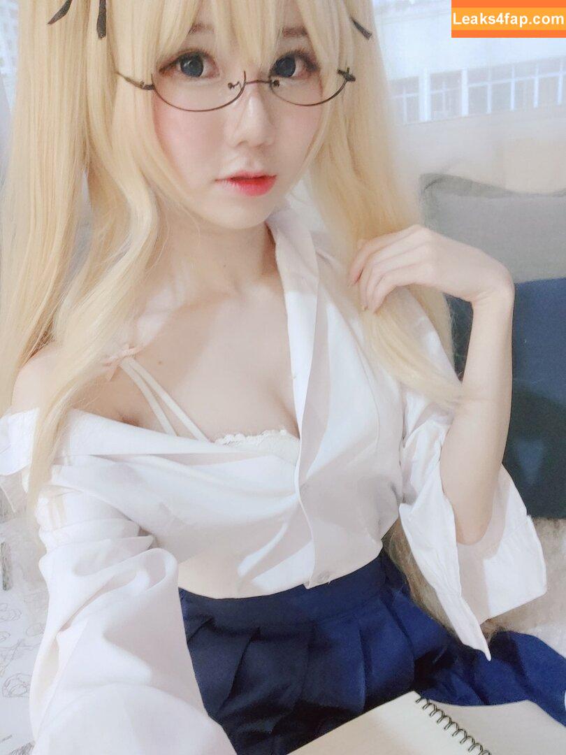 Sally Dorasnow / iamdorasnow leaked photo photo #0252