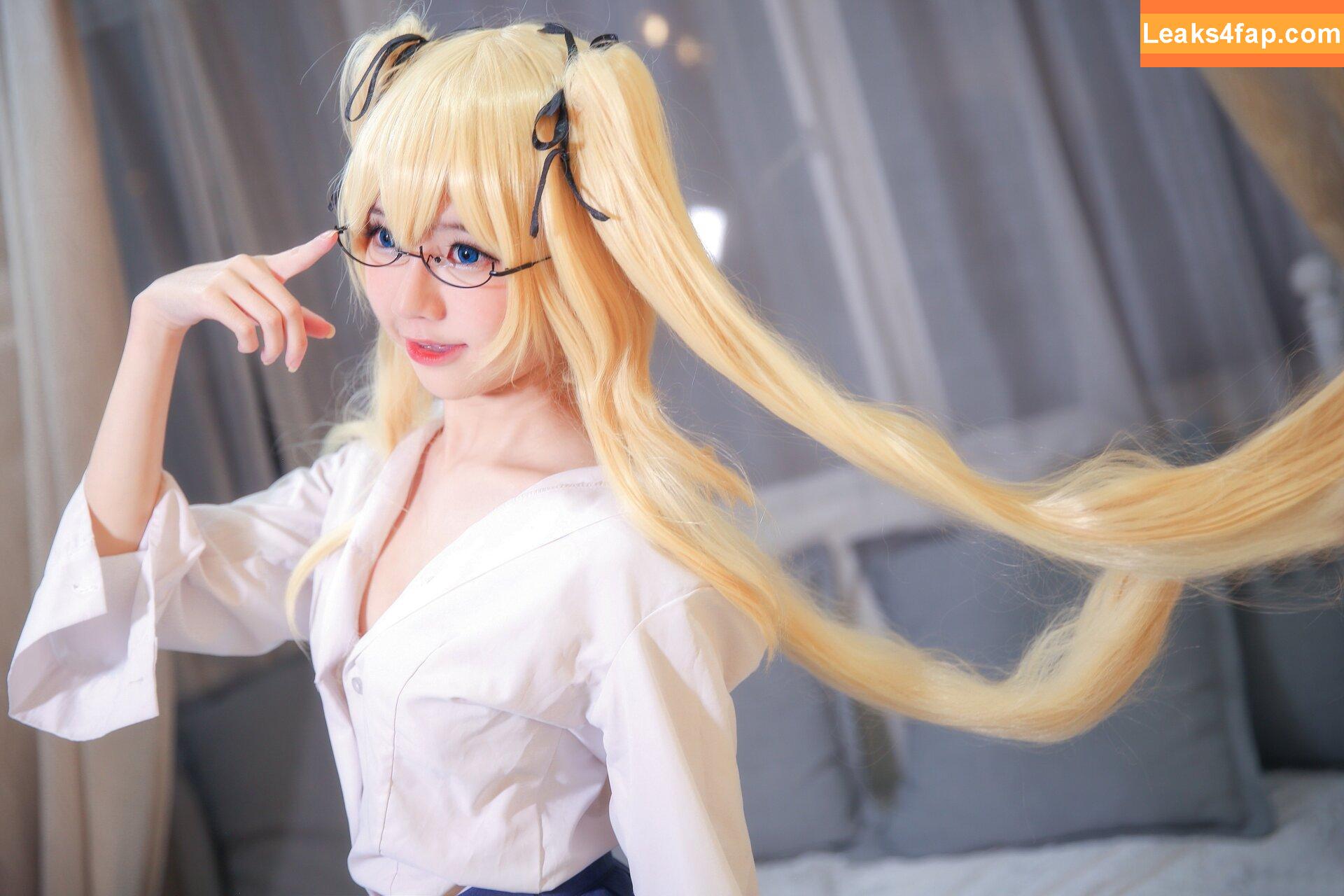 Sally Dorasnow / iamdorasnow leaked photo photo #0264