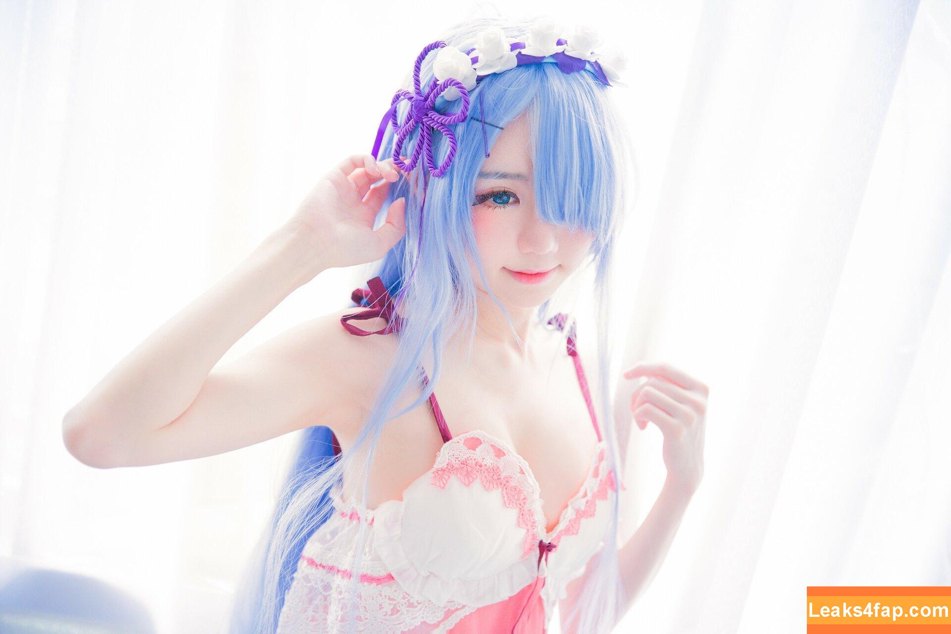 Sally Dorasnow / iamdorasnow leaked photo photo #0301