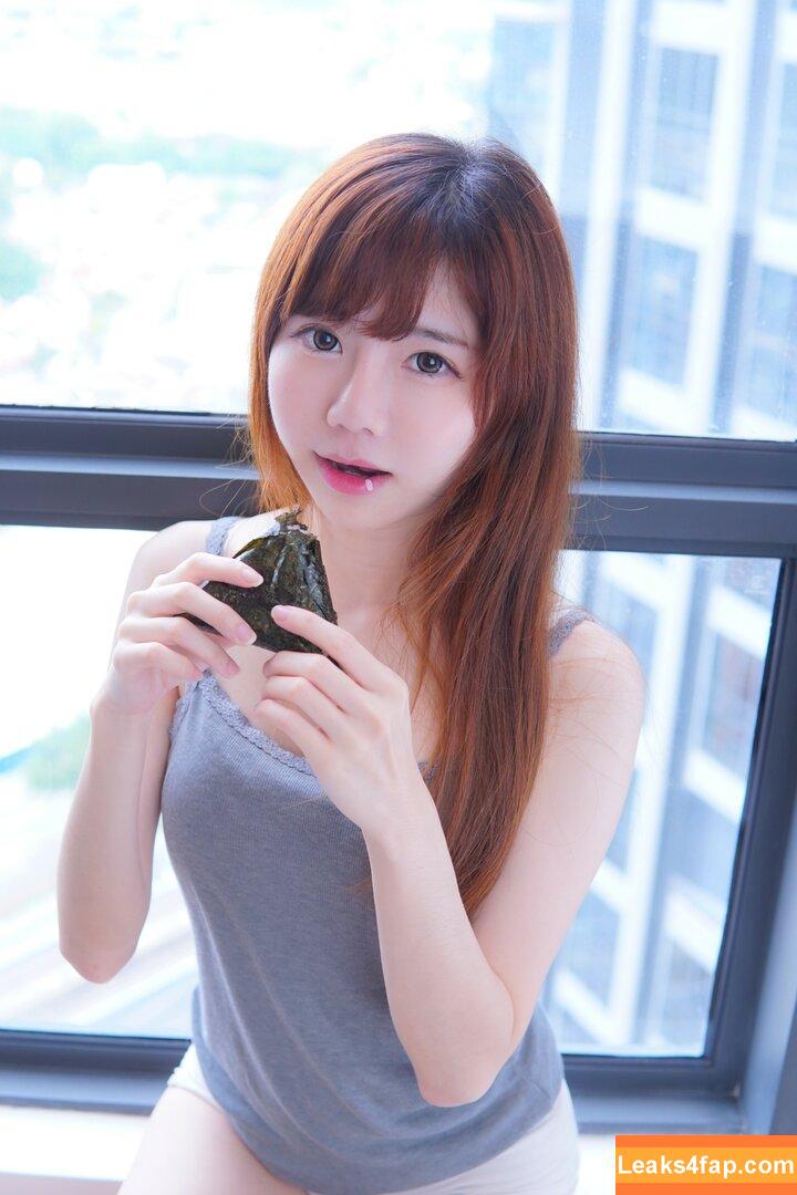 Sally Dorasnow / iamdorasnow leaked photo photo #0343