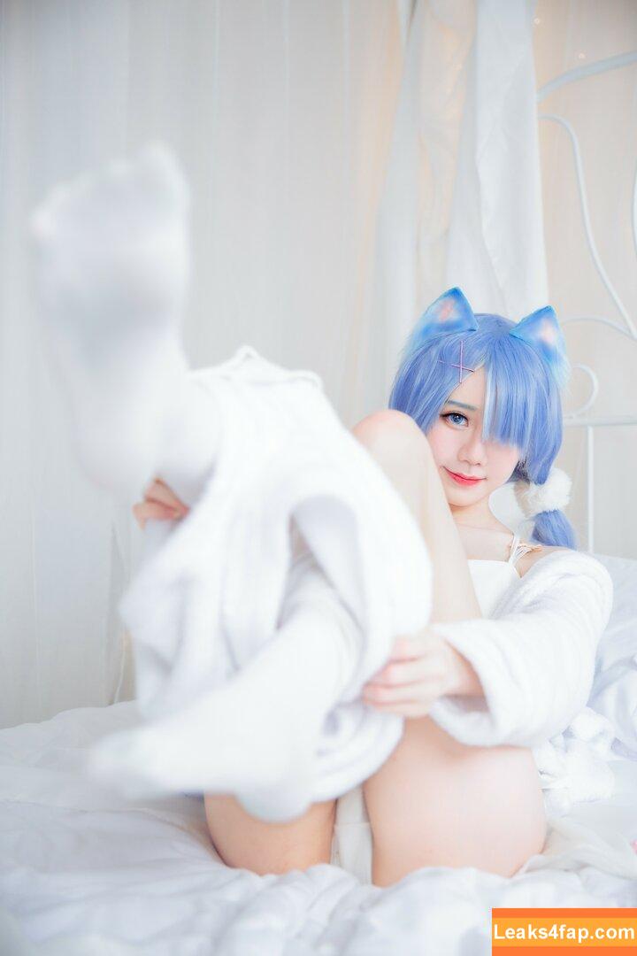 Sally Dorasnow / iamdorasnow leaked photo photo #0372