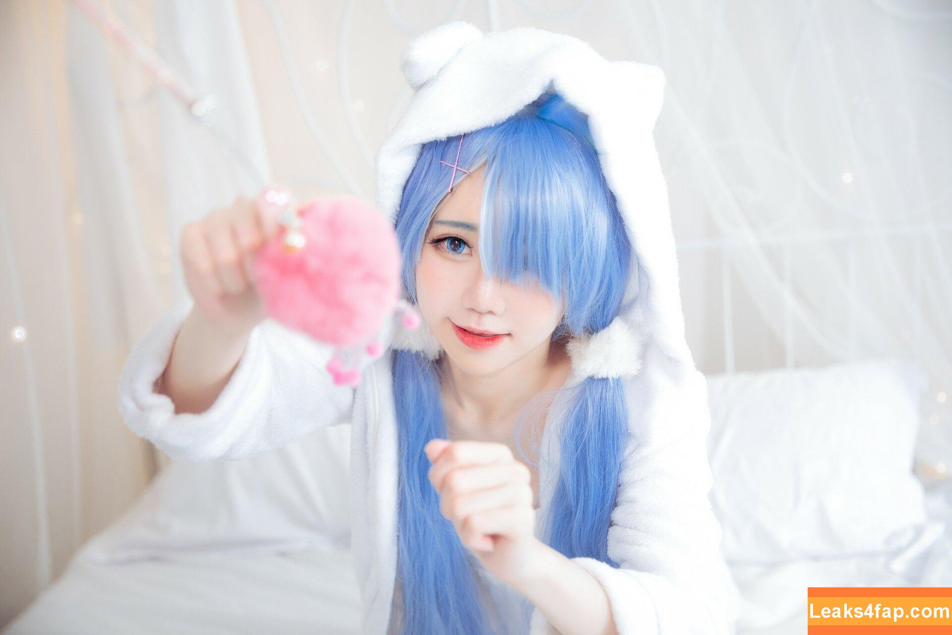 Sally Dorasnow / iamdorasnow leaked photo photo #0377