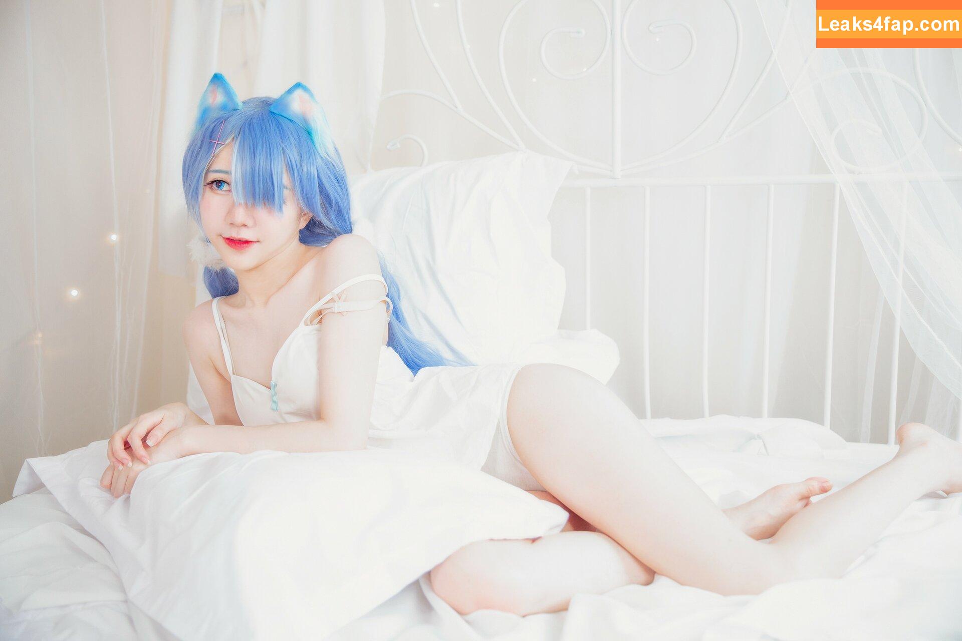 Sally Dorasnow / iamdorasnow leaked photo photo #0380