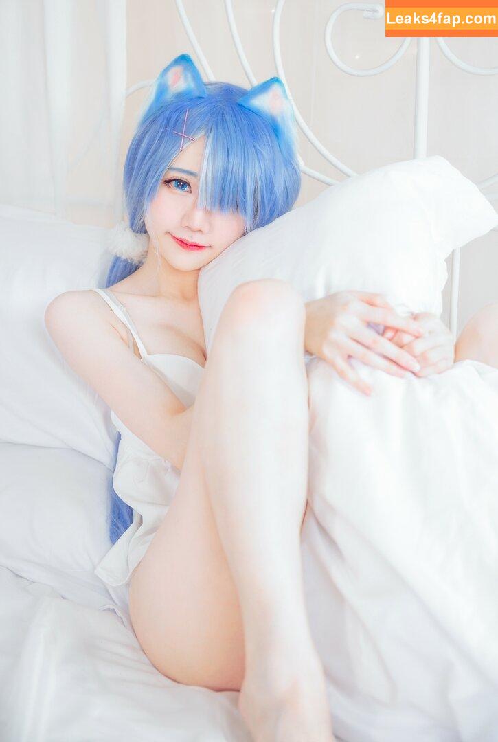 Sally Dorasnow / iamdorasnow leaked photo photo #0387