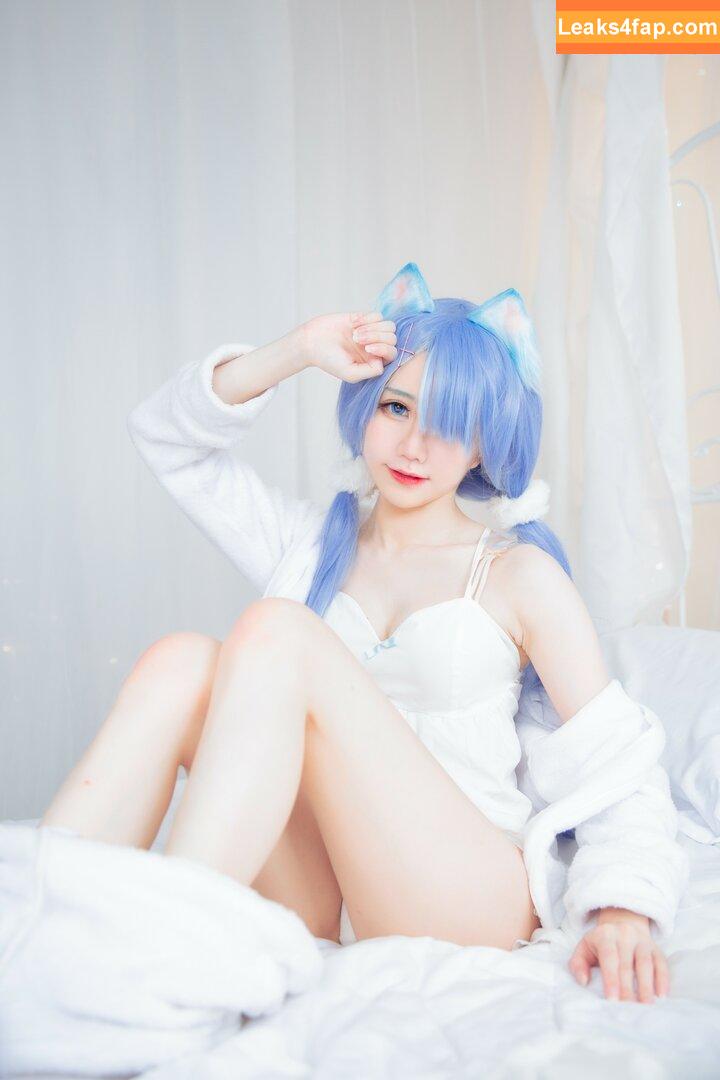 Sally Dorasnow / iamdorasnow leaked photo photo #0393