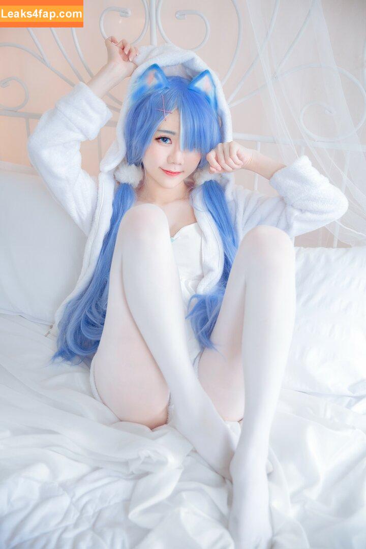 Sally Dorasnow / iamdorasnow leaked photo photo #0409