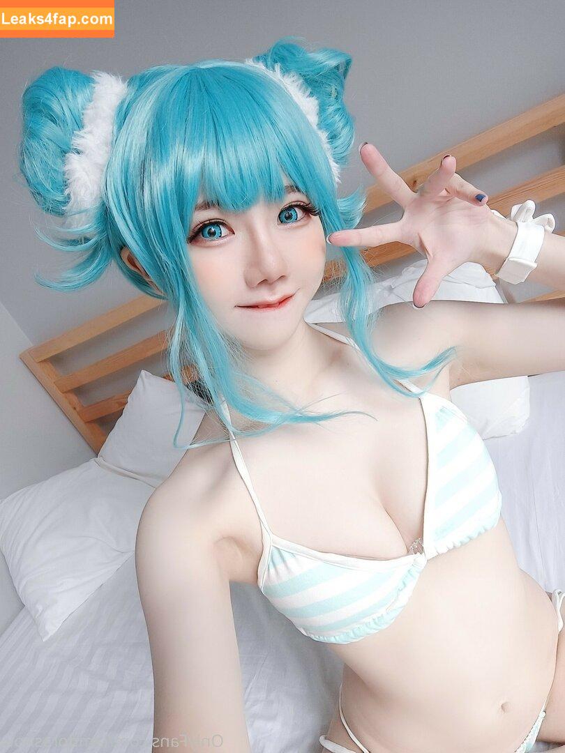 Sally Dorasnow / iamdorasnow leaked photo photo #0457