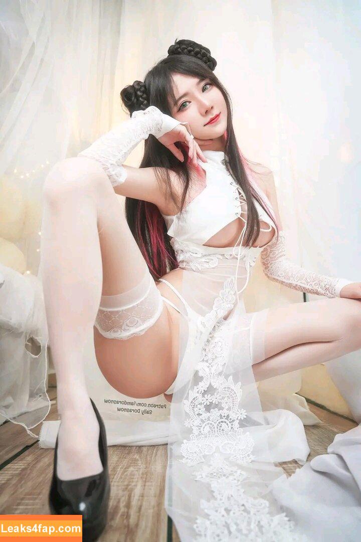 Sally Dorasnow / iamdorasnow leaked photo photo #0693