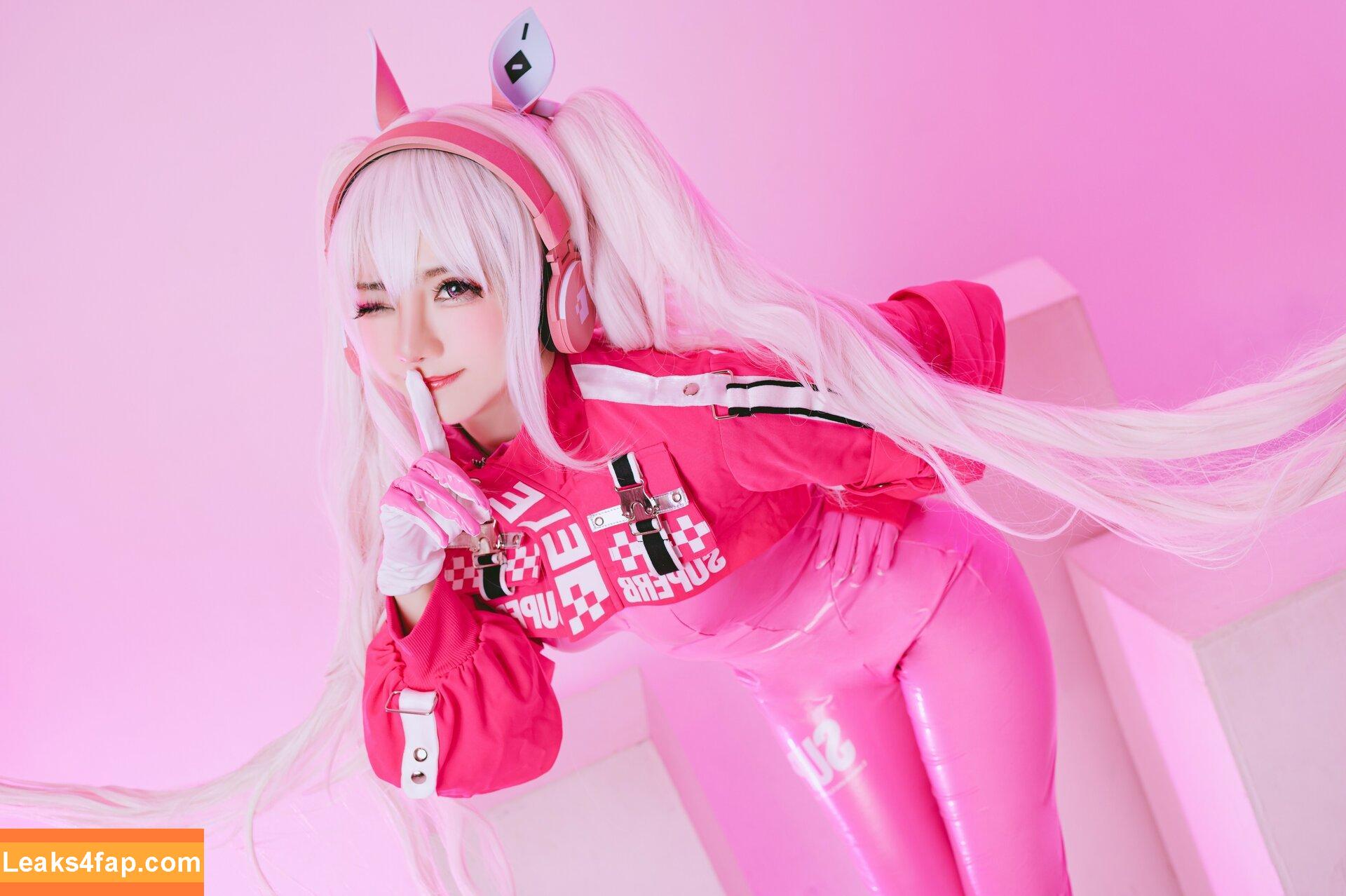 Sally Dorasnow / iamdorasnow leaked photo photo #0814