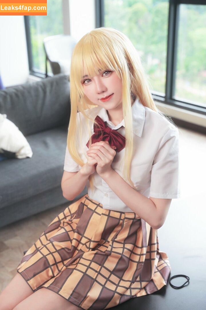 Sally Dorasnow / iamdorasnow leaked photo photo #0957