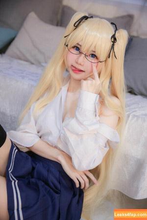 Sally Dorasnow photo #0017