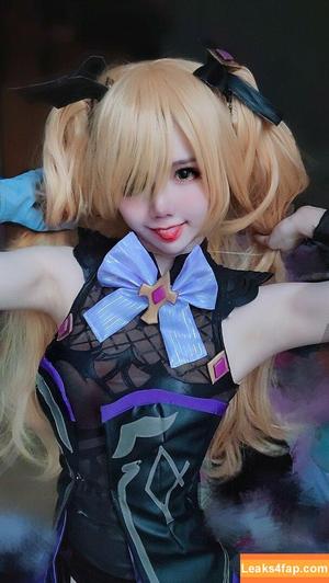 Sally Dorasnow photo #0314