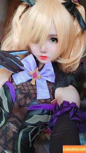 Sally Dorasnow photo #0316