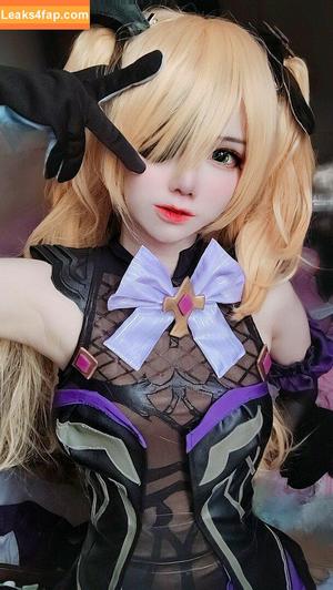 Sally Dorasnow photo #0317