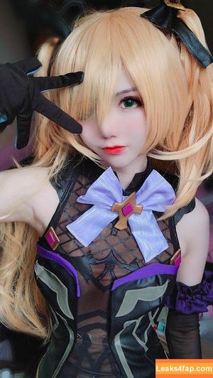 Sally Dorasnow photo #0321