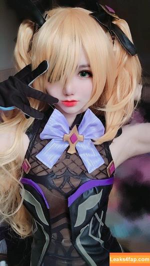 Sally Dorasnow photo #0327