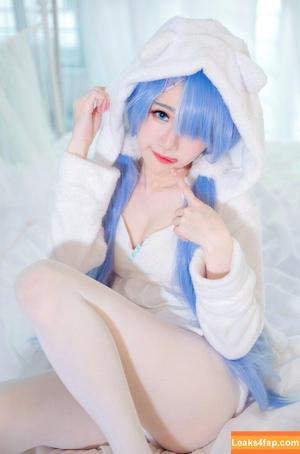 Sally Dorasnow photo #0375