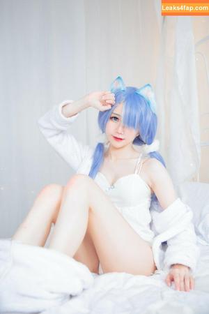 Sally Dorasnow photo #0393