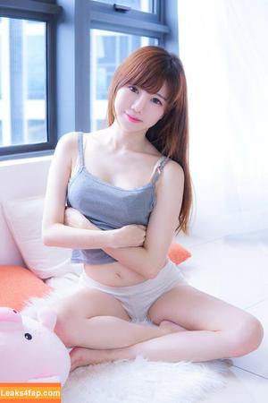 Sally Dorasnow photo #0498