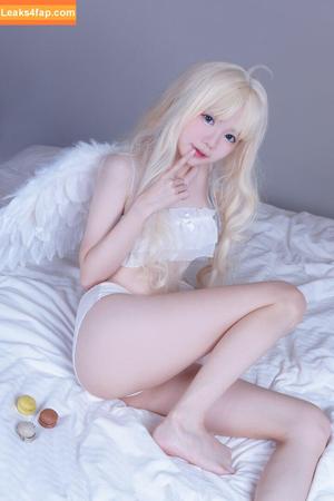 Sally Dorasnow photo #0523