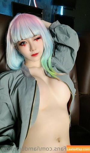 Sally Dorasnow photo #0584