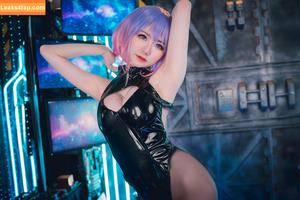 Sally Dorasnow photo #0647