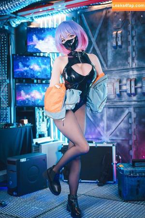 Sally Dorasnow photo #0663