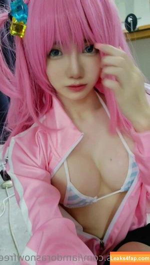 Sally Dorasnow photo #0701