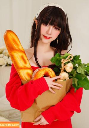 Sally Dorasnow photo #0941