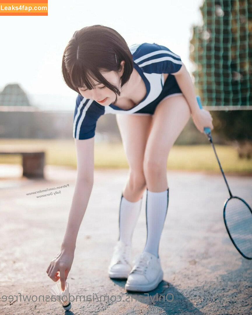 Sally Dorasnow / iamdorasnow leaked photo photo #1139