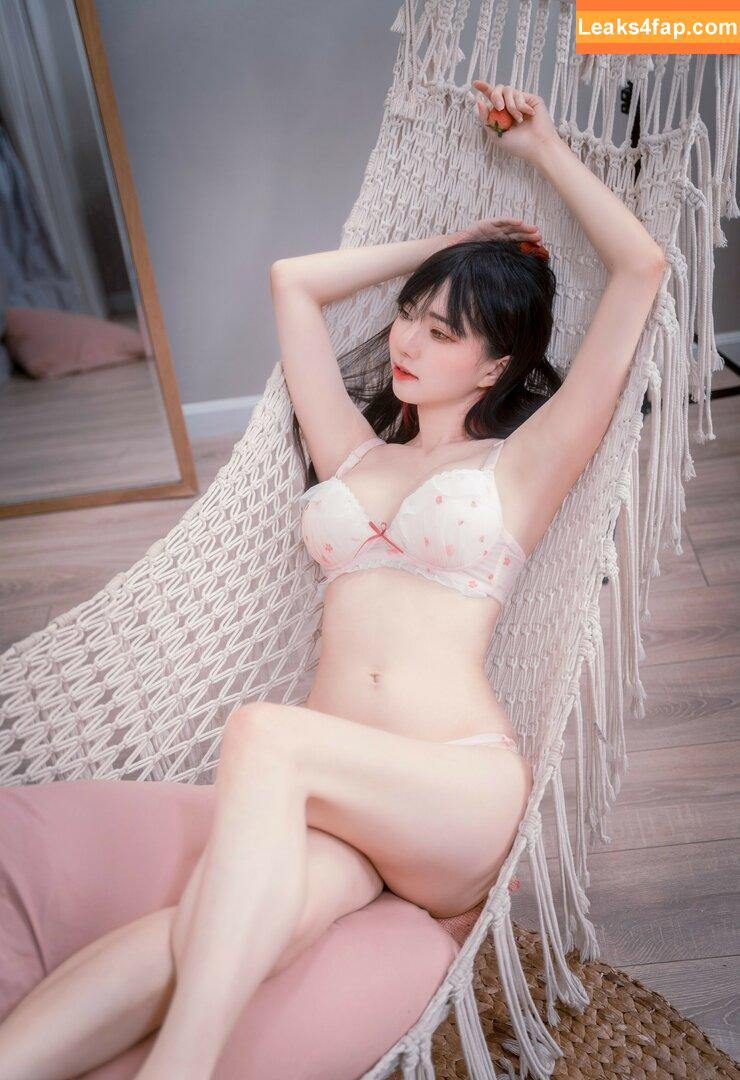 Sally Dorasnow / iamdorasnow leaked photo photo #1311