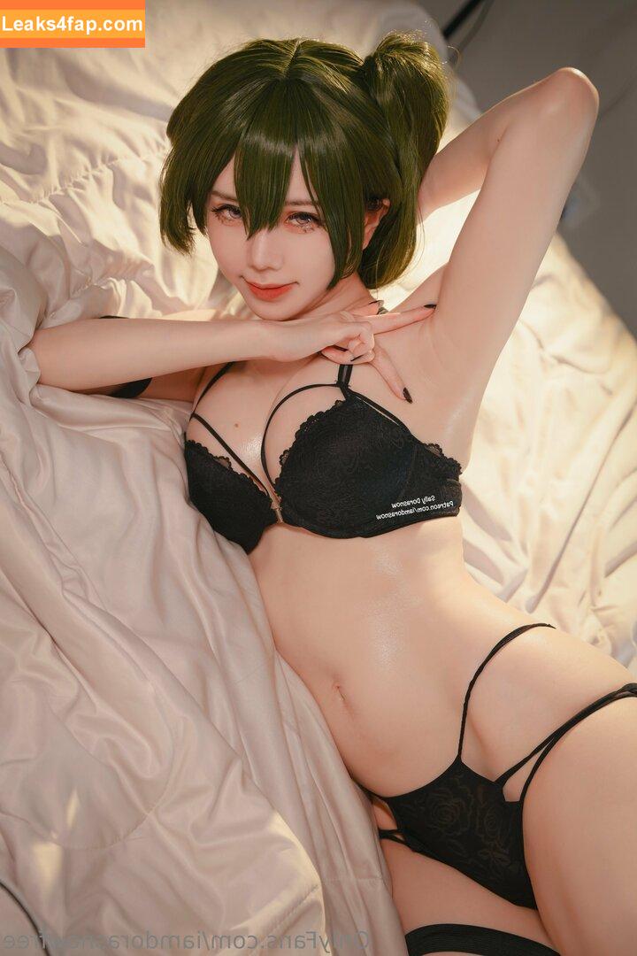 Sally Dorasnow / iamdorasnow leaked photo photo #1806