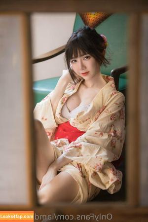 Sally Dorasnow photo #1072