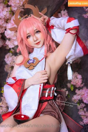 Sally Dorasnow photo #1124