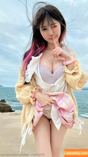 Sally Dorasnow photo #1295